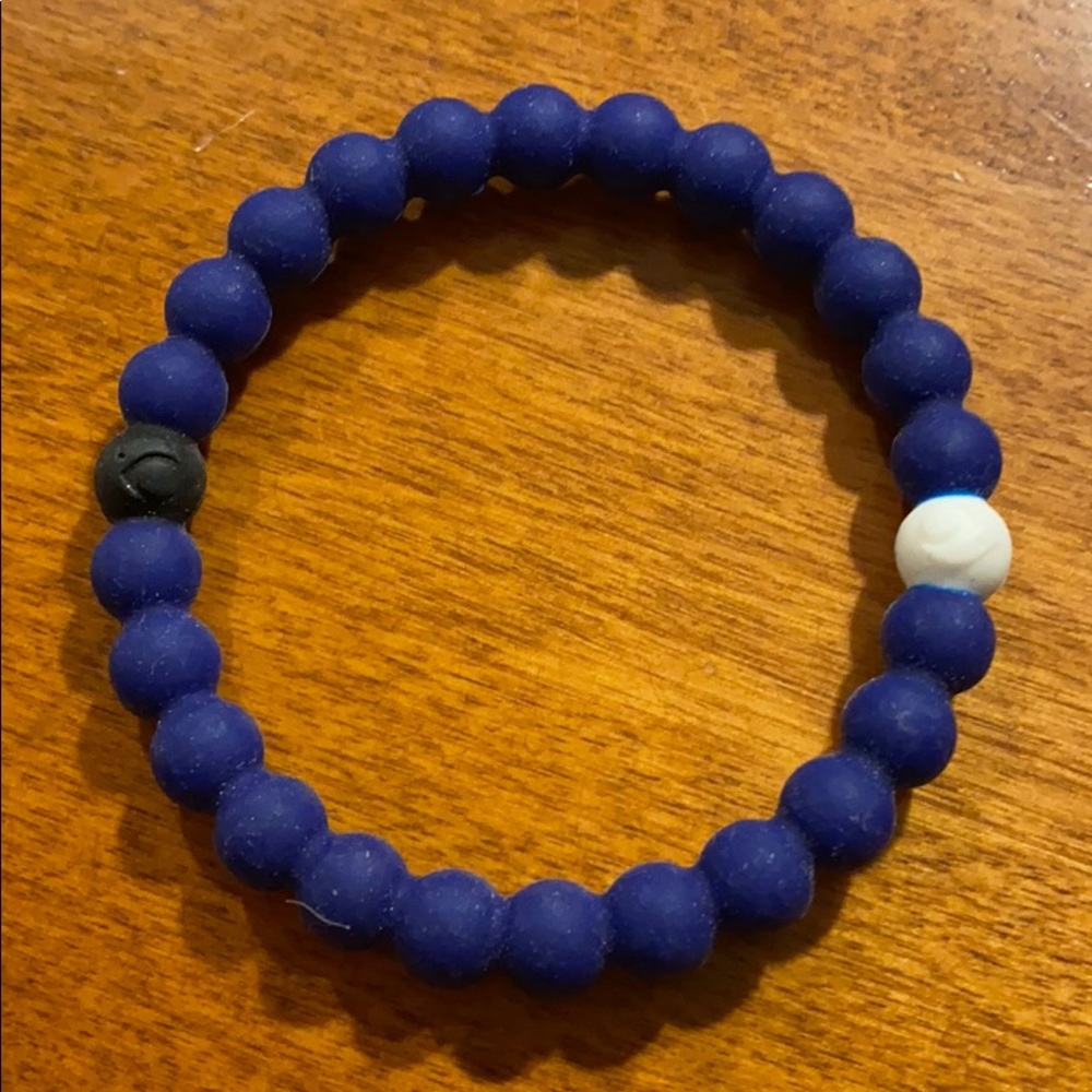 Dark blue Lokai bracelet